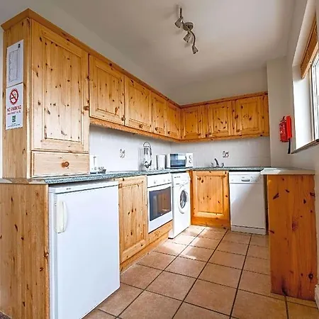 Quality And Leisure Center Hotel Youghal