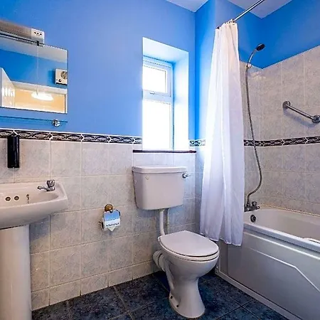 Quality And Leisure Center Hotel