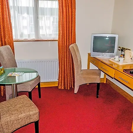 Quality And Leisure Center Hotel 3*