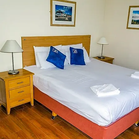 Hotel Quality And Leisure Center