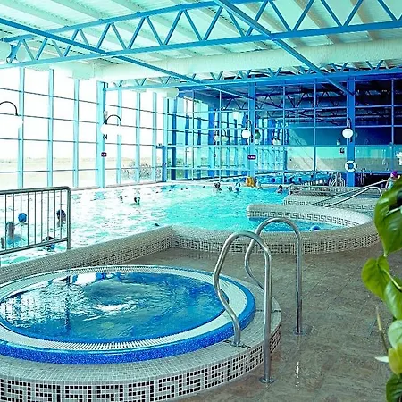 Hotel Quality And Leisure Center