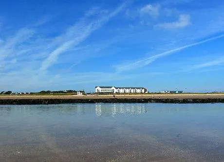 Quality And Leisure Center 3* יוגאל